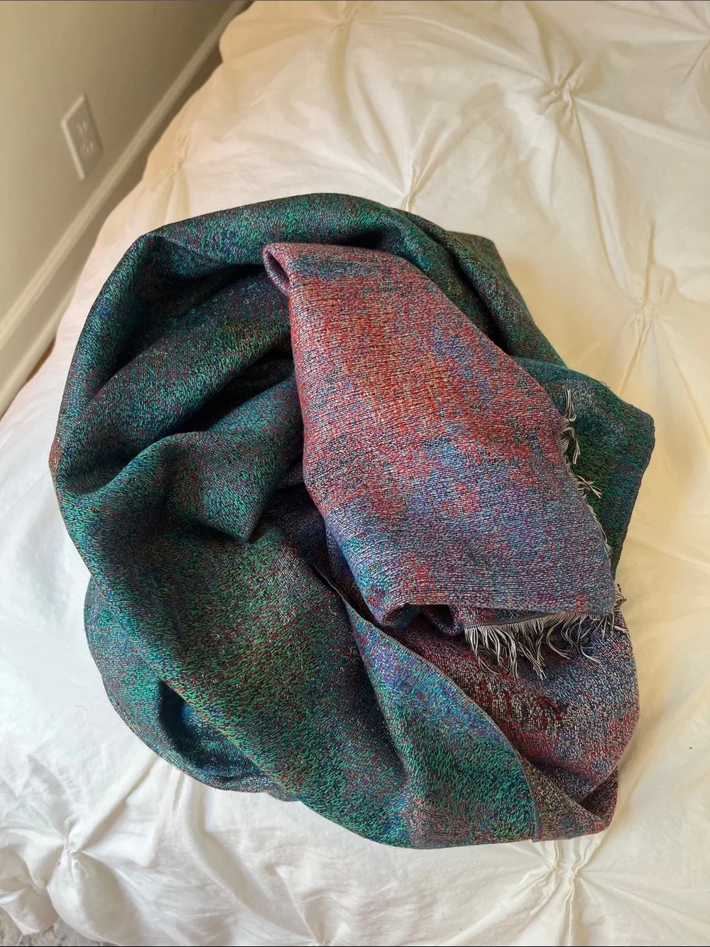 The Metropolitan Museum of Art lightweight iridescent